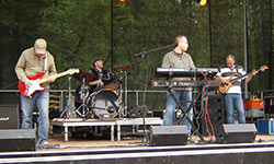 Jaccid v.l.n.r.: Ingo, Markus, Björn und Christopher Jaccid v.l.n.r.: Ingo, Markus, Björn und Christopher