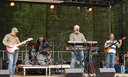 Jaccid v.l.n.r.: Ingo, Markus, Björn und Christopher Jaccid v.l.n.r.: Ingo, Markus, Björn und Christopher